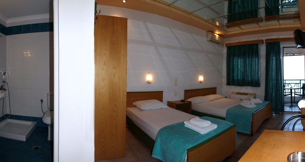 Big Blue Studios Kallithea  Room photo